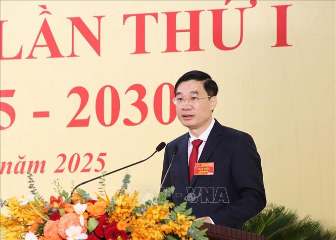 Bí thư Đảng ủy phường Võ Cường Đặng Trần Trung nhiệm kỳ 2025 - 2030 phát biểu tại Đại hội. Ảnh: Thái Hùng - TTXVN