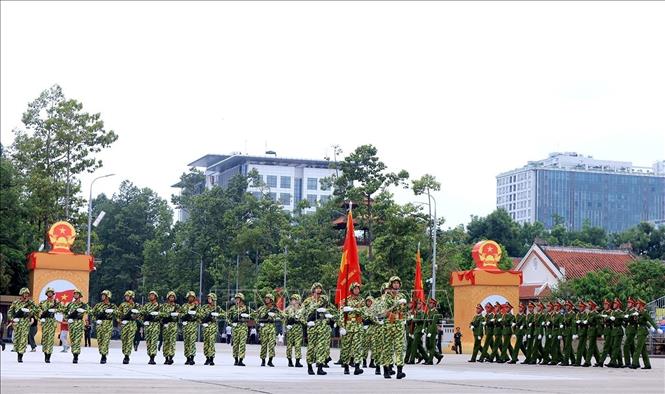 Các khối trước giờ hợp luyện tại Quảng trường Ba Đình. Ảnh: Tuấn Anh - TTXVN