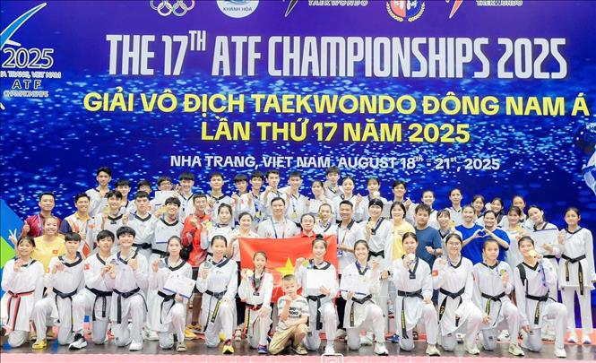 Việt Nam nhất toàn đoàn tại Giải vô địch Taekwondo Đông Nam Á 2025. Ảnh TTXVN phát