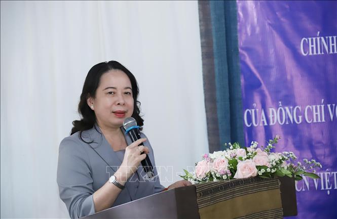 Phó Chủ tịch nước Võ Thị Ánh Xuân phát biểu tại Trung tâm dạy nghề phụ nữ khuyết tật thủ đô Viêng Chăn. Ảnh: Xuân Tú - PV TTXVN tại Lào