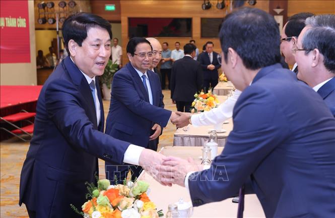 Chủ tịch nước Lương Cường và Thủ tướng Phạm Minh Chính dự hội nghị. Ảnh: Lâm Khánh - TTXVN