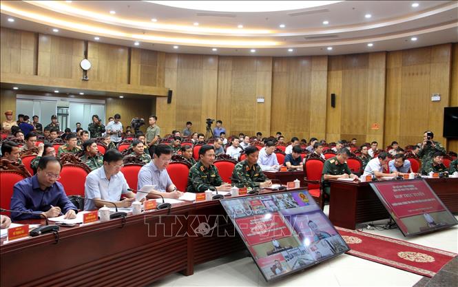 Đại diện lãnh đạo các địa phương tham dự buổi làm việc với Thủ tướng Phạm Minh Chính và đoàn công tác của Chính phủ. Ảnh: Văn Tý-TTXVN