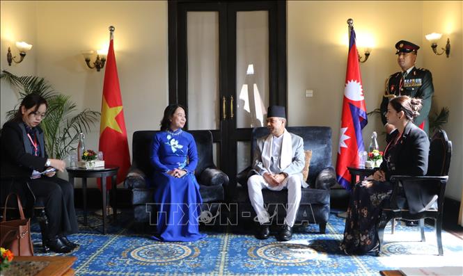 Nepali Vice President Ram Sahaya Prasad Yadav receives Vice State President Vo Thi Anh Xuan in Kathmandu on August 24. VNA Photo: Ngọc Thuý