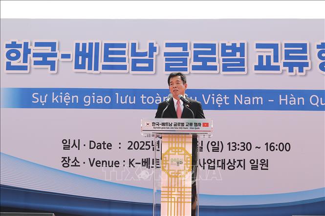 Đại sứ Việt Nam tại Hàn Quốc Vũ Hồ phát biểu tại sự kiện. Ảnh: Khánh Vân - PV TTXVN tại Hàn Quốc 