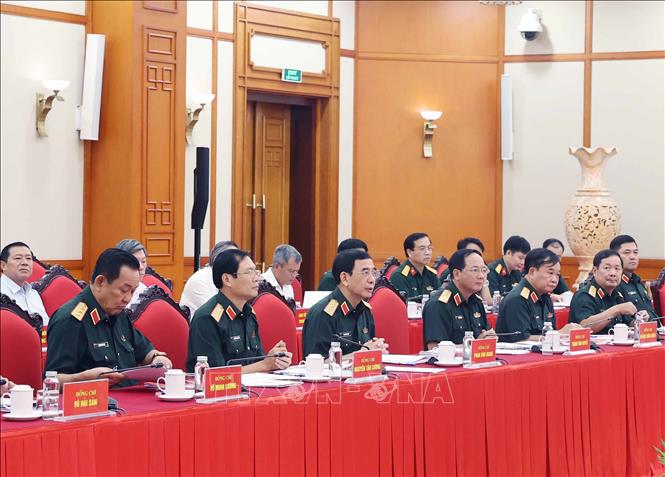 Các đồng chí Ban Thường vụ Quân uỷ Trung ương tại buổi làm việc. Ảnh: Thống Nhất - TTXVN