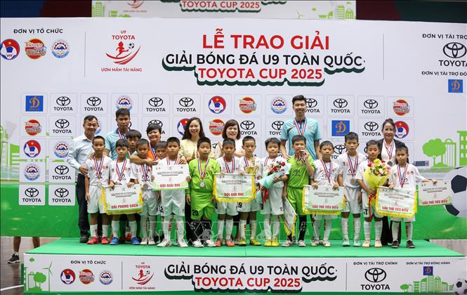 Chung cuộc, U9 Văn Tâm Đồng Nai đoạt ngôi Á quân. Ảnh: Giang Phương - TTXVN
