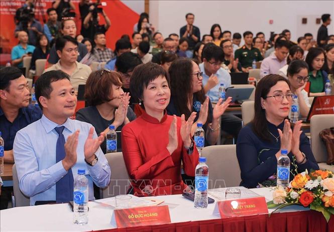 Các đại biểu tham dự buổi lễ. Ảnh: Hoàng Hiếu - TTXVN