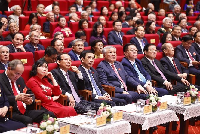 Tổng Bí thư Tô Lâm cùng các đồng chí Lãnh đạo, nguyên Lãnh Đảng, Nhà nước dự buổi gặp mặt. Ảnh: Doãn Tấn - TTXVN