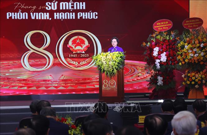 Bộ trưởng Bộ Nội vụ Phạm Thị Thanh Trà đọc Diễn văn kỷ niệm 80 năm Ngày thành lập Bộ Nội vụ và tổng kết phong trào thi đua yêu nước giai đoạn 2020-2025. Ảnh: Văn Điệp – TTXVN