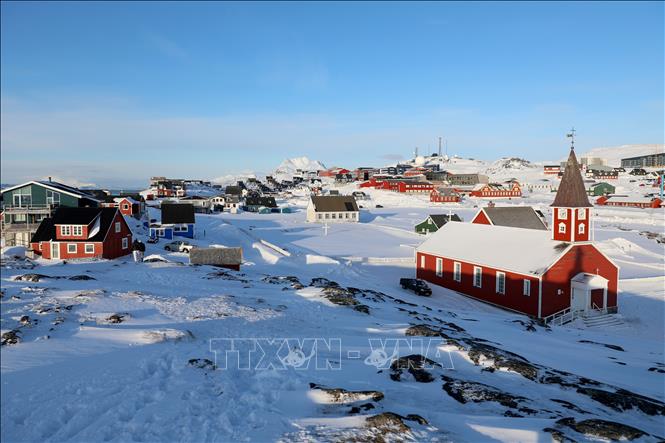 Quang cảnh thành phố Nuuk tại Greenland, vùng lãnh thổ tự trị thuộc Đan Mạch. Ảnh: THX/TTXVN