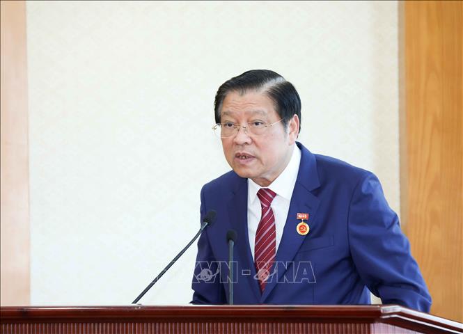 Đồng chí Phan Đình Trạc, Uỷ viên Bộ Chính trị, Bí thư Trung ương Đảng, Trưởng Ban Nội chính Trung ương phát biểu tại Lễ trao Huy hiệu Đảng. Ảnh: Phương Hoa – TTXVN