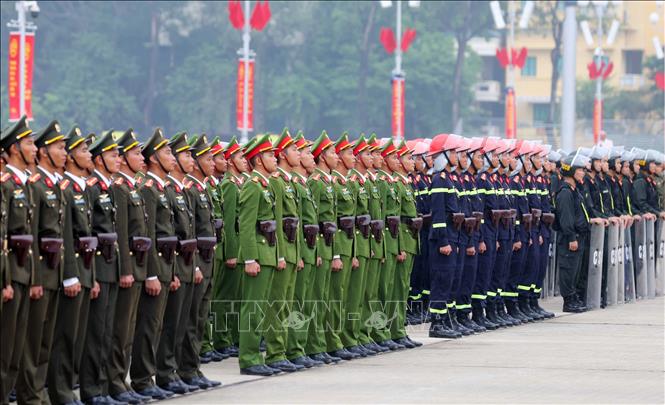 Cán bộ, chiến sĩ Công an nhân dân tham dự buổi Lễ xuất quân. Ảnh: Phạm Kiên - TTXVN