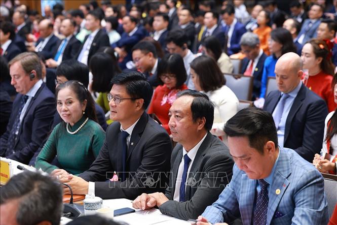 Các đại biểu tham dự Hội nghị Thủ tướng Chính phủ gặp mặt các doanh nghiệp với chủ đề “80 năm doanh nghiệp đồng hành cùng đất nước”. Ảnh: Dương Giang-TTXVN 
