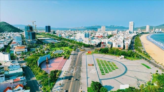 Phường Quy Nhơn đảm nhận vai trò trung tâm kinh tế, dịch vụ tổng hợp của toàn tỉnh. Ảnh: Sỹ Thắng/TTXVN