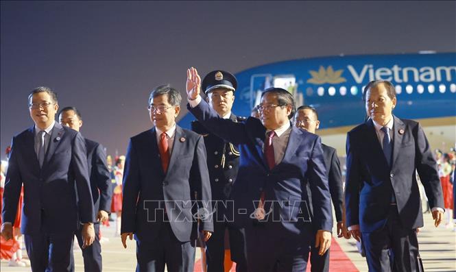 Thủ tướng Phạm Minh Chính đến Thiên Tân, bắt đầu chuyến tham dự Hội nghị Thượng đỉnh Tổ chức Hợp tác Thượng Hải (SCO) 2025. Ảnh: Dương Giang-TTXVN
