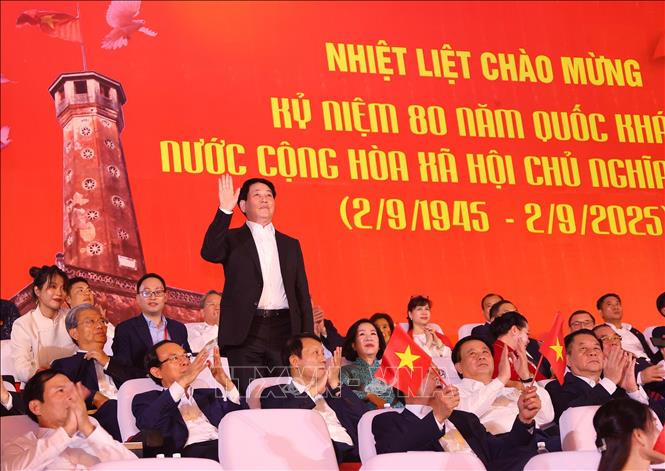 Chủ tịch nước Lương Cường dự Chương trình nghệ thuật quốc gia đặc biệt “80 năm Hành trình Độc lập - Tự do - Hạnh phúc”. Ảnh: Văn Điệp - TTXVN