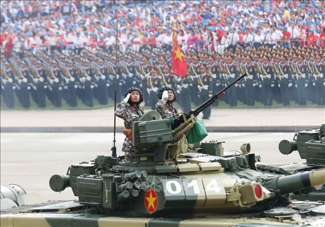 Chiến sĩ khối xe Tăng thiết giáp. Ảnh: Phương Hoa - TTXVN