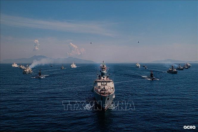 Naval ships and vessels sail in formation. VNA Photo/Photo by courtesy