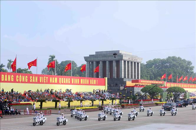 Khối xe bảo vệ hộ tống lãnh đạo Đảng, Nhà nước và đoàn khách quốc tế diễu binh trên Quảng trường Ba Đình. Ảnh: Phạm Kiên - TTXVN