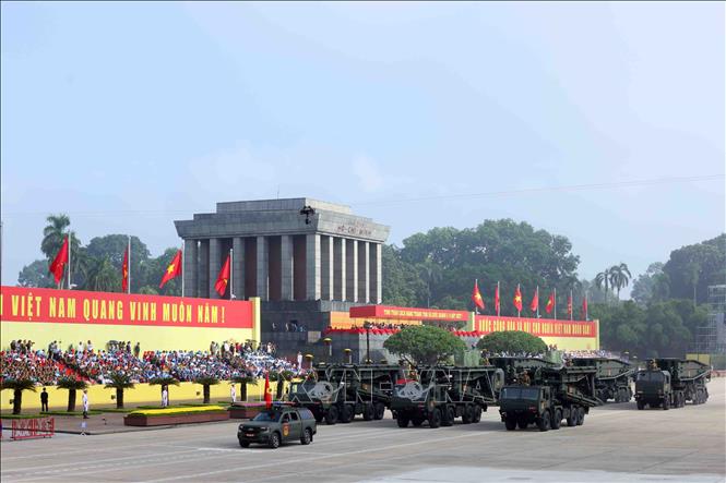 Khối xe của Binh chủng Công binh diễu binh trên Quảng trường Ba Đình. Ảnh: Phạm Kiên - TTXVN