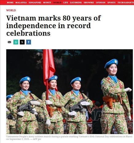 Báo Malay Mail có bài “Việt Nam kỷ niệm 80 năm độc lập với lễ kỷ niệm kỷ lục” nêu bật lễ kỷ niệm với quy mô chưa từng có, khoảng 40.000 quân nhân, dân sự và các loại khí tài diễu binh, diễu hành dưới những lá cờ tung bay.
Ảnh: Chụp màn hình
