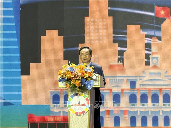 Chủ tịch UBND TP. Hồ Chí Minh Nguyễn Văn Được phát biểu khai mạc 