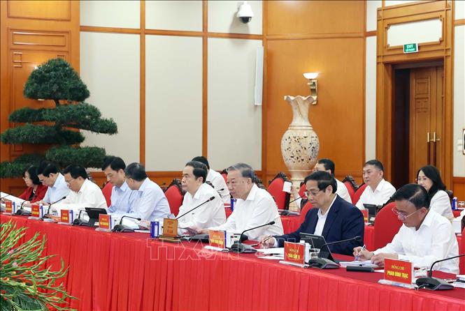 Tổng Bí thư Tô Lâm chủ trì cuộc làm việc của Bộ Chính trị với Ban Thường vụ Đảng uỷ Mặt trận Tổ quốc, các đoàn thể Trung ương. Ảnh: Thống Nhất – TTXVN
