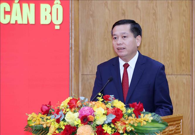 Đồng chí Nguyễn Long Hải, Uỷ viên Dự khuyết Trung ương Đảng, Phó Bí thư Thường trực Đảng uỷ các cơ quan Đảng Trung ương phát biểu nhận nhiệm vụ. Ảnh: Phương Hoa – TTXVN