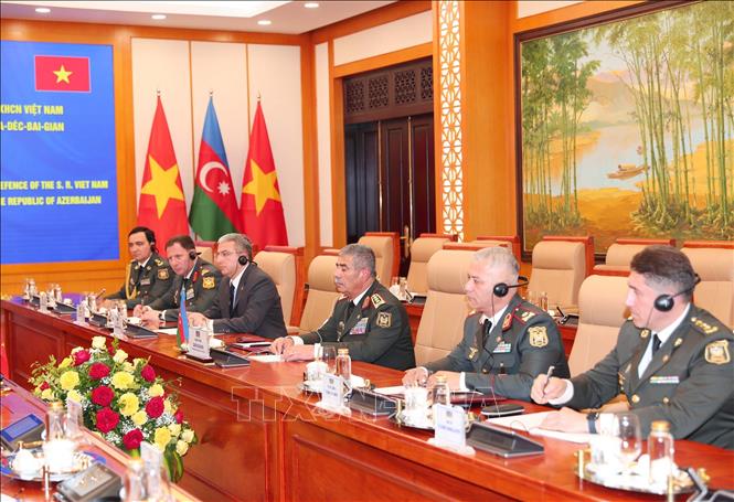 Bộ trưởng Quốc phòng Azerbaijan Zakir Hasanov tại buổi hội đàm. Ảnh: Trọng Đức - TTXVN