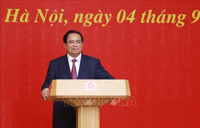 Thủ tướng Phạm Minh Chính chủ trì Lễ công bố và trao Quyết định bổ nhiệm lãnh đạo một số bộ, cơ quan. Ảnh: Dương Giang-TTXVN 
