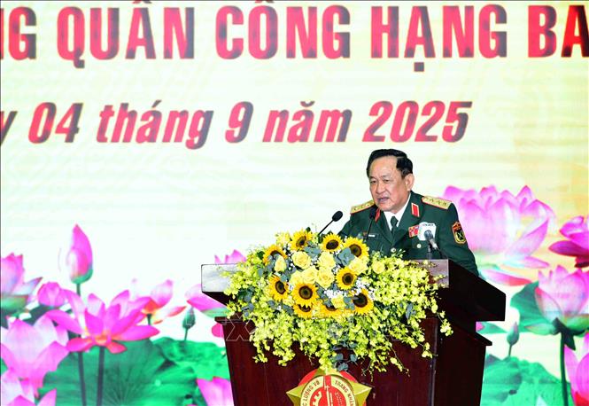 Thượng tướng Võ Minh Lương, Thứ trưởng Bộ Quốc phòng phát biểu tại lễ kỷ niệm. Ảnh: Xuân Khu-TTXVN