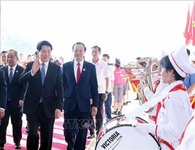 Chủ tịch nước Lương Cường tới dự Lễ kỷ niệm 80 năm truyền thống ngành Giáo dục. Ảnh: Thống Nhất – TTXVN