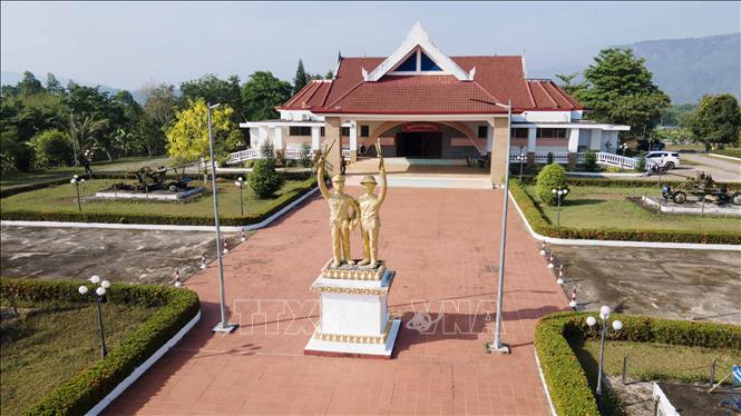 Bảo tàng Liên minh chiến đấu Lào - Việt Nam tại bản Đông, huyện Sepon, tỉnh Savannakhet (Lào). Ảnh: Đỗ Bá Thành - PV TTXVN tại Lào