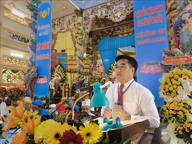 Ông Nguyễn Phúc Nguyên, Trưởng phòng Cao Đài, Ban Tôn giáo Chính phủ phát biểu tại Đại hội. Ảnh: Huỳnh Phúc Hậu - TTXVN