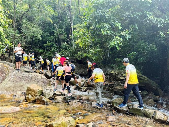 Đối với nhiều 