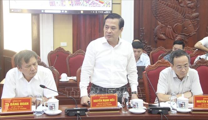 Đại biểu góp ý tại hội nghị. Ảnh: Đỗ Huyền - TTXVN