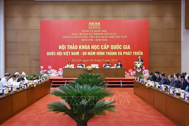 Chủ tịch Quốc hội Trần Thanh Mẫn phát biểu khai mạc hội thảo. Ảnh: Doãn Tấn - TTXVN