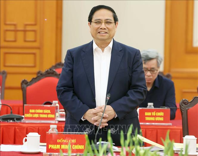 Đồng chí Phạm Minh Chính, Uỷ viên Bộ Chính trị, Bí thư Đảng uỷ Chính phủ, Thủ tướng Chính phủ phát biểu. Ảnh: Thống Nhất – TTXVN
