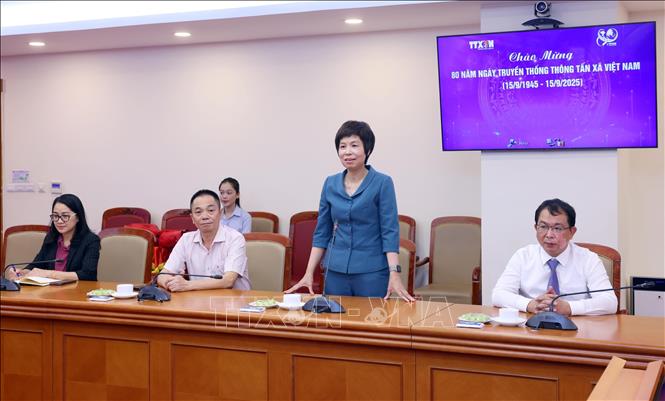 Đồng chí Vũ Việt Trang, Bí thư Đảng ủy, Tổng Giám đốc, Chủ tịch Liên chi Hội Nhà báo TTXVN phát biểu. Ảnh: Phạm Kiên - TTXVN