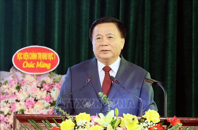Đồng chí Nguyễn Xuân Thắng, Ủy viên Bộ Chính trị, Giám đốc Học viện Chính trị quốc gia Hồ Chí Minh, Chủ tịch Hội đồng Lý luận Trung ương phát biểu. Ảnh: Quang Quyết - TTXVN