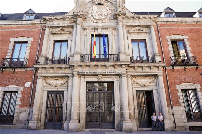 Địa điểm diễn ra cuộc đàm phán thương mại giữa phái đoàn Trung Quốc và Mỹ tại Madrid, Tây Ban Nha ngày 14/9/2025. Ảnh: THX/TTXVN