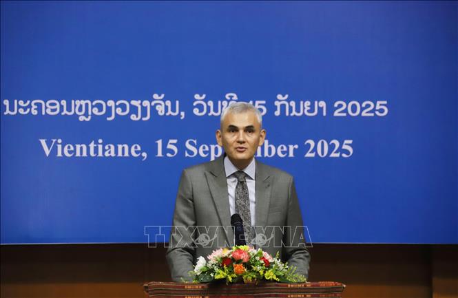 Ông Bakhodir Burkhanov, Điều phối viên thường trú của Liên hợp quốc tại Lào, phát biểu tại sự kiện. Ảnh: Xuân Tú - PV TTXVN tại Lào