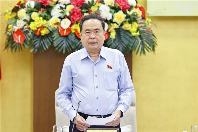NA Chairman Tran Thanh Man speaks at the meeting. VNA Photo: Doãn Tấn