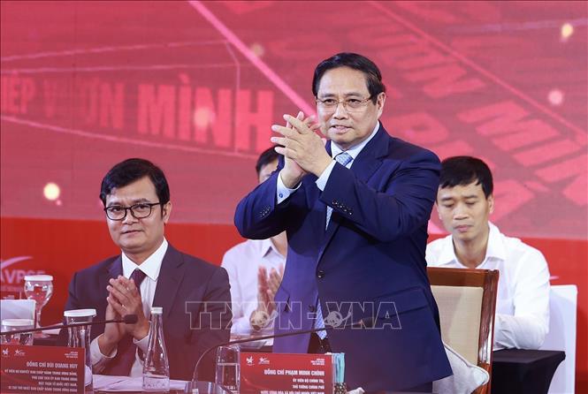 Thủ tướng Phạm Minh Chính dự Phiên đối thoại cấp cao Diễn đàn Kinh tế tư nhân Việt Nam (VPSF) 2025. Ảnh: Dương Giang-TTXVN 
