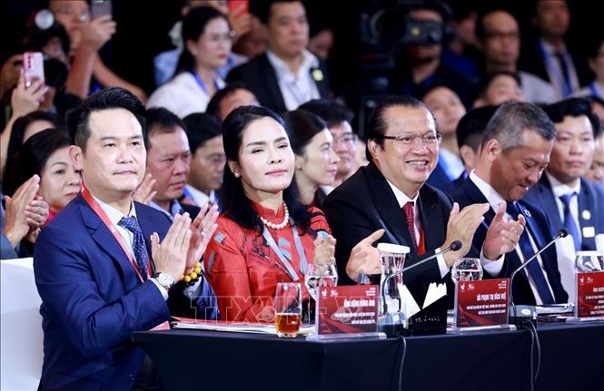 Các đại biểu tham dự Phiên đối thoại cấp cao Diễn đàn Kinh tế tư nhân Việt Nam (VPSF) 2025. Ảnh: Dương Giang-TTXVN 
