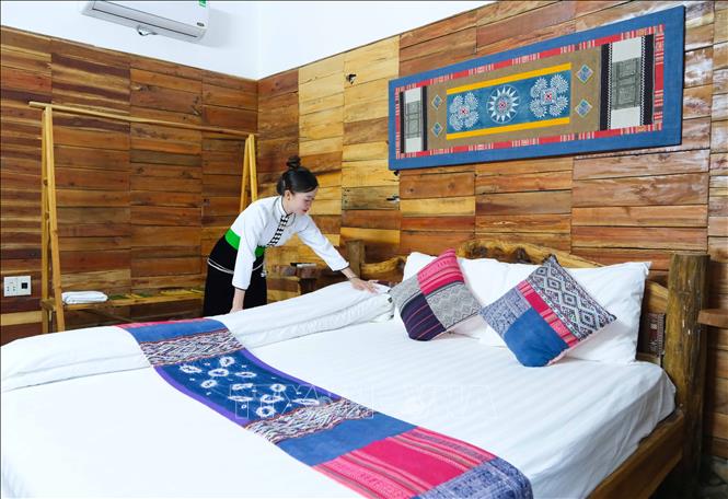 Các cơ sở lưu trú chuẩn bị chu đáo về buồng phòng để đón khách lưu trú. Ảnh: Xuân Tư – TTXVN