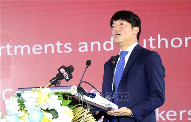 Ông Fukushima, Tổng Giám đốc VAPCO, phát biểu tại lễ khánh thành. Ảnh: Công Tường - TTXVN