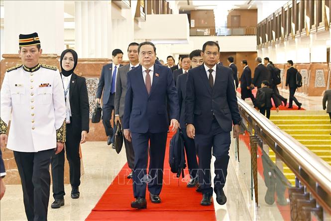 Lễ đón Chủ tịch Quốc hội Trần Thanh Mẫn hội đàm với Chủ tịch Hạ viện Malaysia TanSri Dato' Johari bin Abdul. Ảnh: Doãn Tấn – TTXVN
