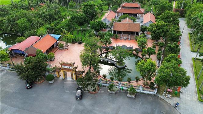 Toàn cảnh ngôi đền Nguyễn Bỉnh Khiêm tại thôn Trung Am, xã Nguyễn Bỉnh Khiêm, thành phố Hải Phòng. Ảnh: Tiến Vĩnh – TTXVN