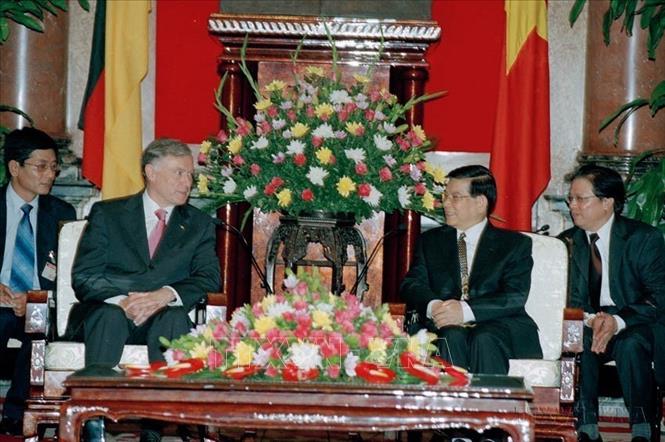 Chủ tịch nước Nguyễn Minh Triết tiếp Tổng thống CHLB Đức Horst Köhler thăm chính thức Việt Nam từ ngày 21 - 23/5/2007. Ảnh: Nhan Sáng - TTXVN